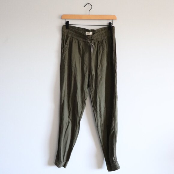 Aritzia Azure Skies Women's Sz M Green Los Feliz Tapered Relaxed Fit Joggers - Picture 1 of 11